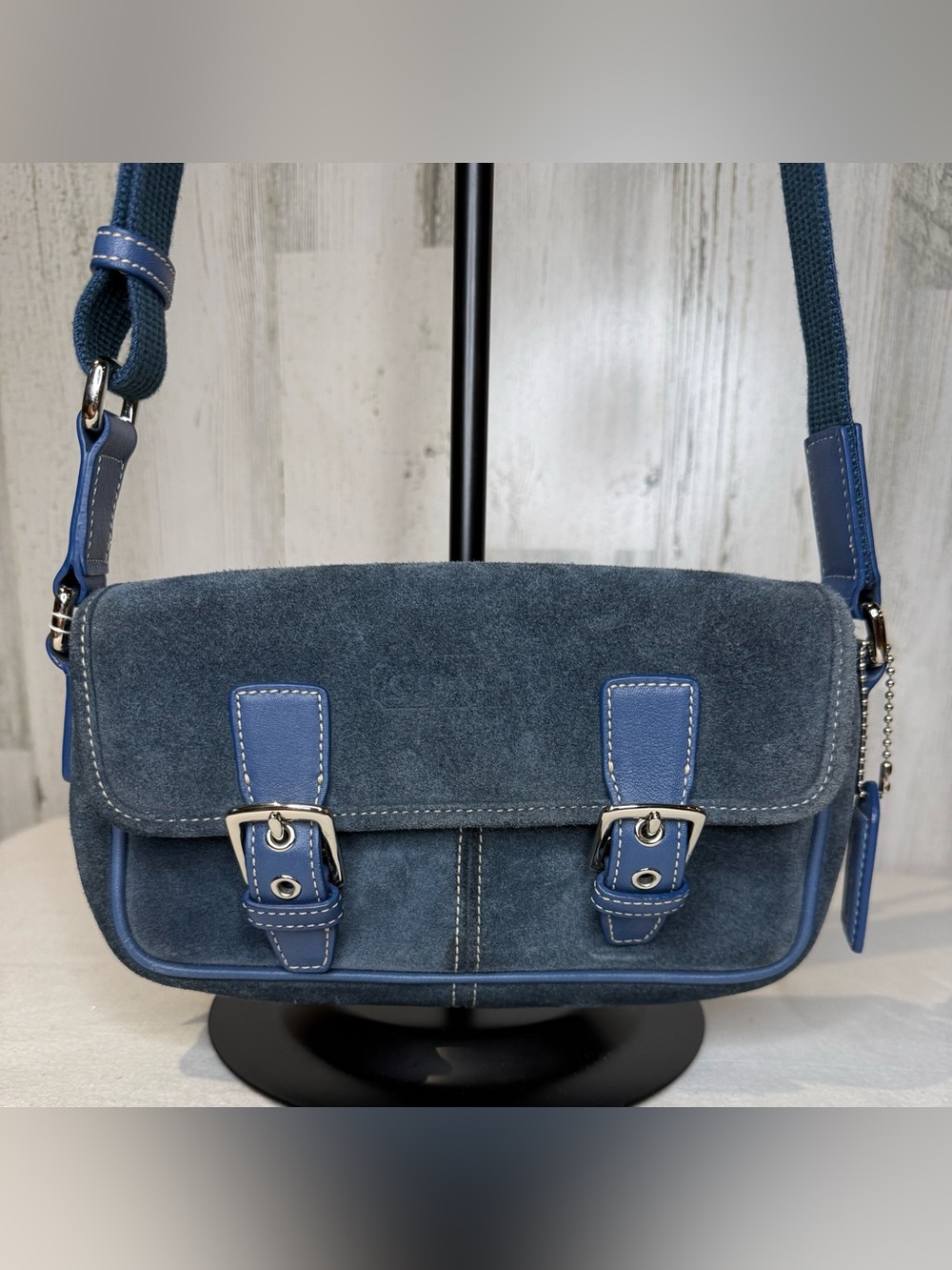 Coach Bleeker Double Buckle Navy Blue Suede Crossbody Vintage 04’ 1405